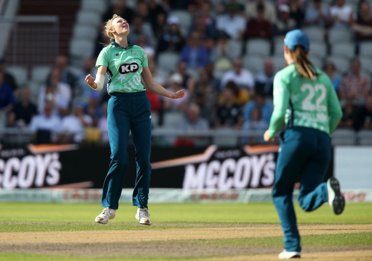 Sophia Smale's two early wickets extended Oval Invincibles' advantage, Manchester Originals vs Oval Invincibles, Women's Hundred, Manchester, August 31, 2022