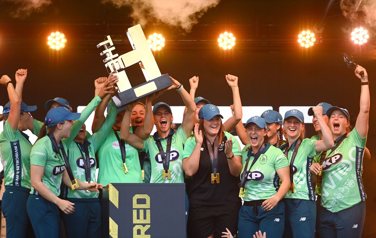 Oval Invincibles celebrate with the Hundred trophy, Oval Invincibles vs Southern Brave, Women's Hundred final, Lord's, September 3, 2022