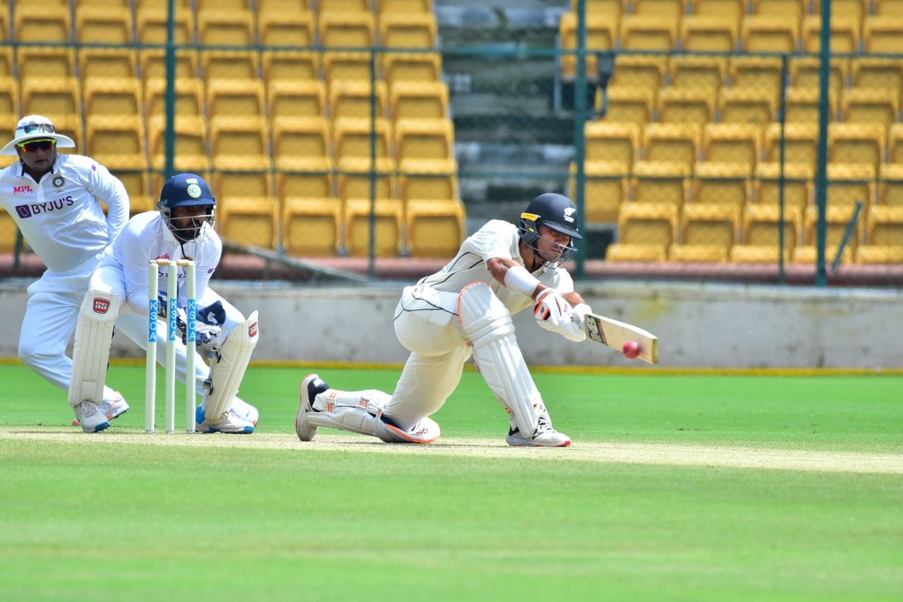 Sean Solia uses his full reach for the sweep, India A vs New Zealand A, 1st unofficial Test, 2nd day, Bengaluru, September 2, 2022