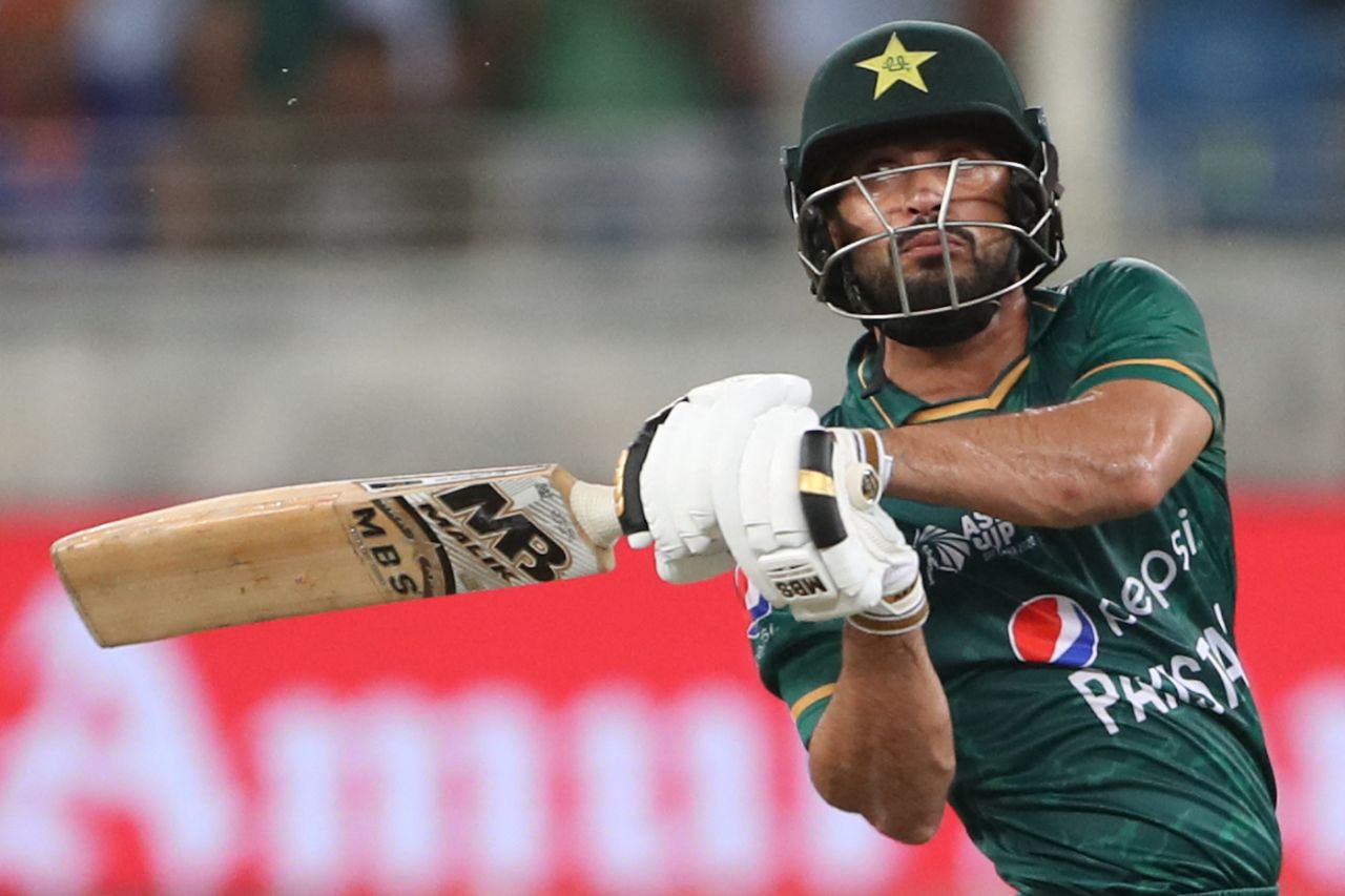 Mohammad Nawaz brings out a pull during his 20-ball 42, India vs Pakistan, Asia Cup Super 4s, Dubai, September 4, 2022