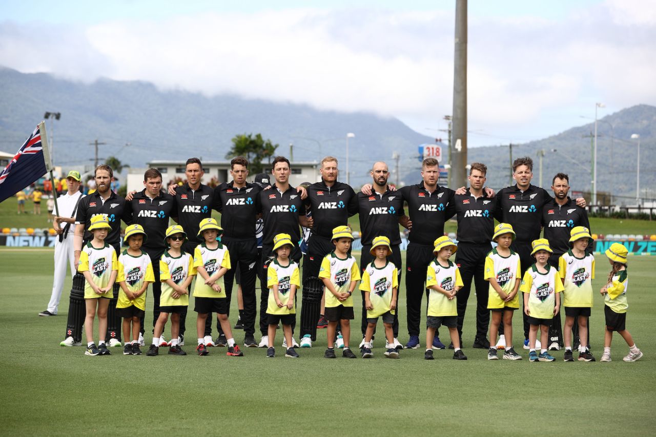 The New Zealand team lines up for the national anthem, Australia vs New Zealand, 1st ODI, Cairns, September 6, 2022