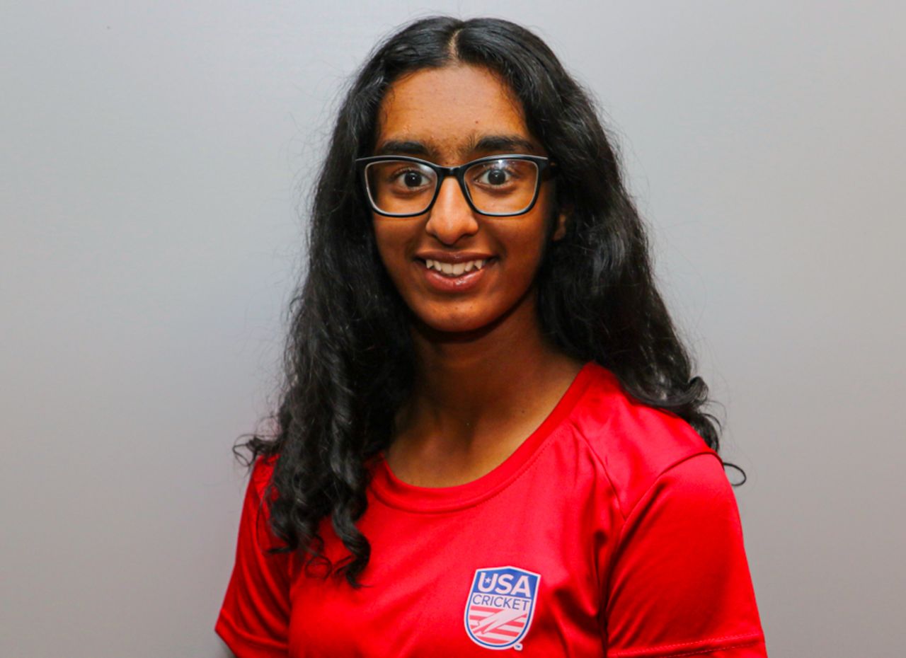 Disha Dhingra player portrait, 2022