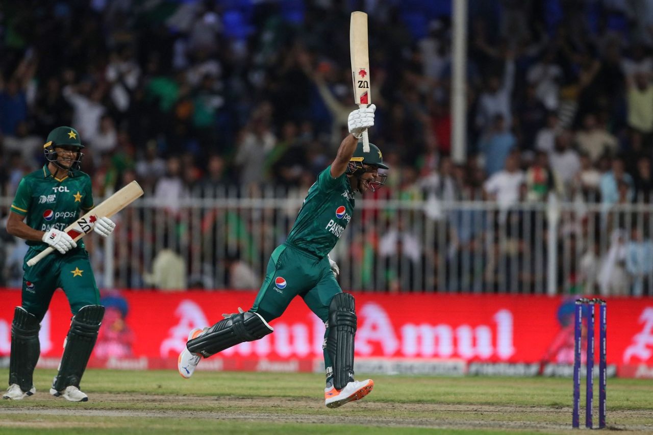 Naseem Shah went 6, 6 to take Pakistan into the final, Afghanistan vs Pakistan, Asia Cup Super 4s, Sharjah, September 7, 2022