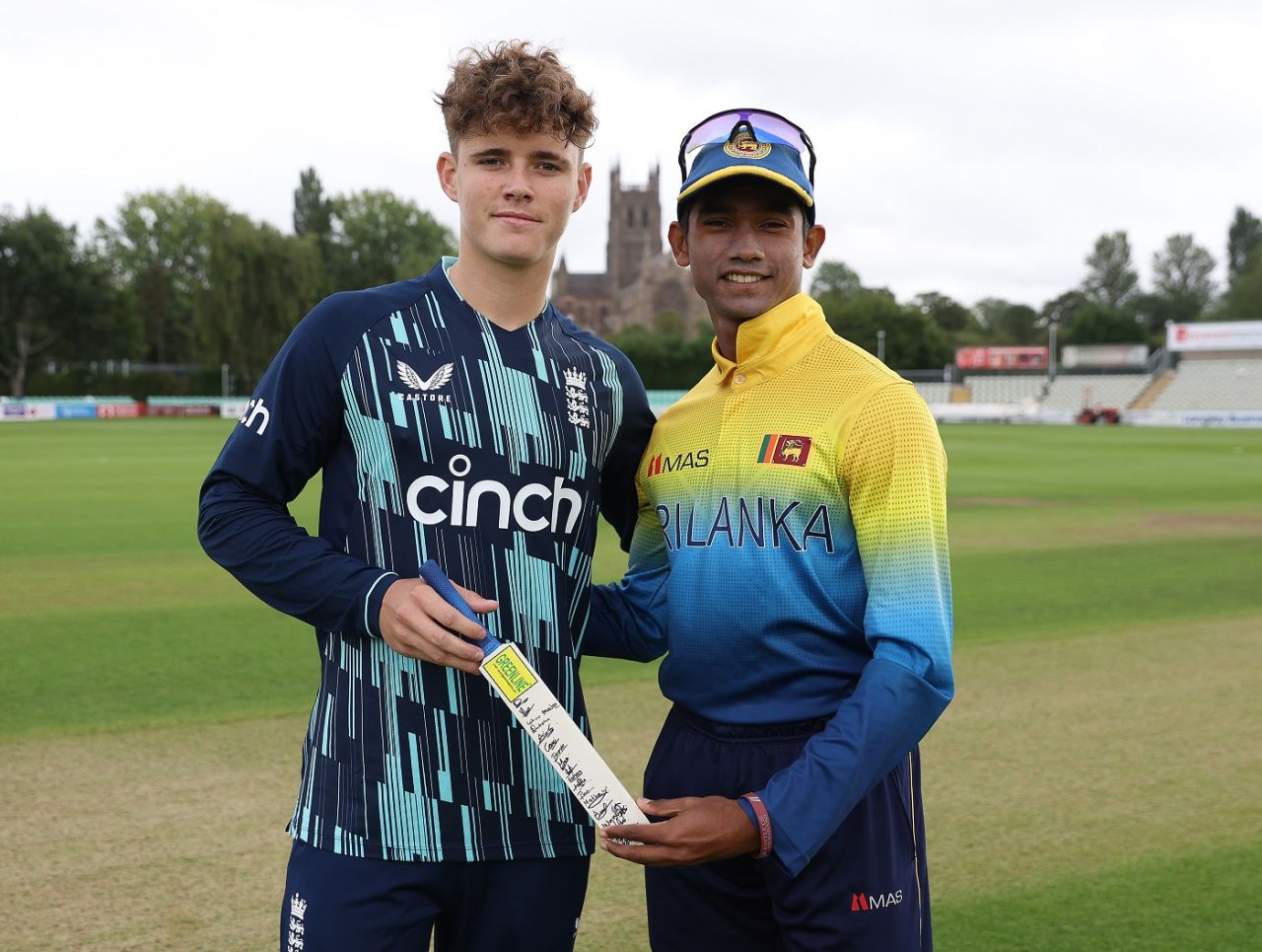 Jacob Bethell and Raveen de Silva pose for a photograph before the game, England U-19 vs Sri Lanka U-19, 2nd Youth ODI, Worcester, September 8, 2022