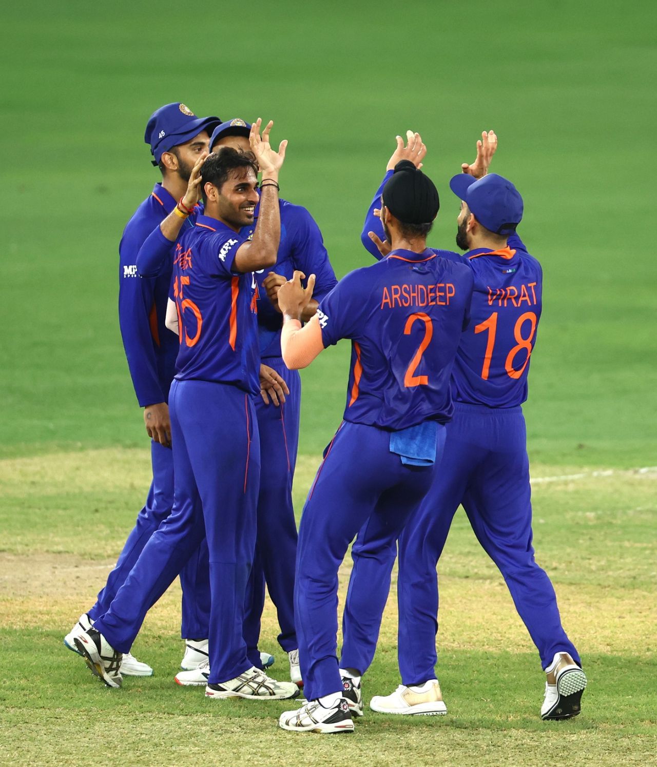 Bhuvneshwar Kumar celebrates his five-for after dismissing Azmatullah Omarzai, Afghanistan vs India, Super 4, Dubai, Asia Cup, September 8, 2022
