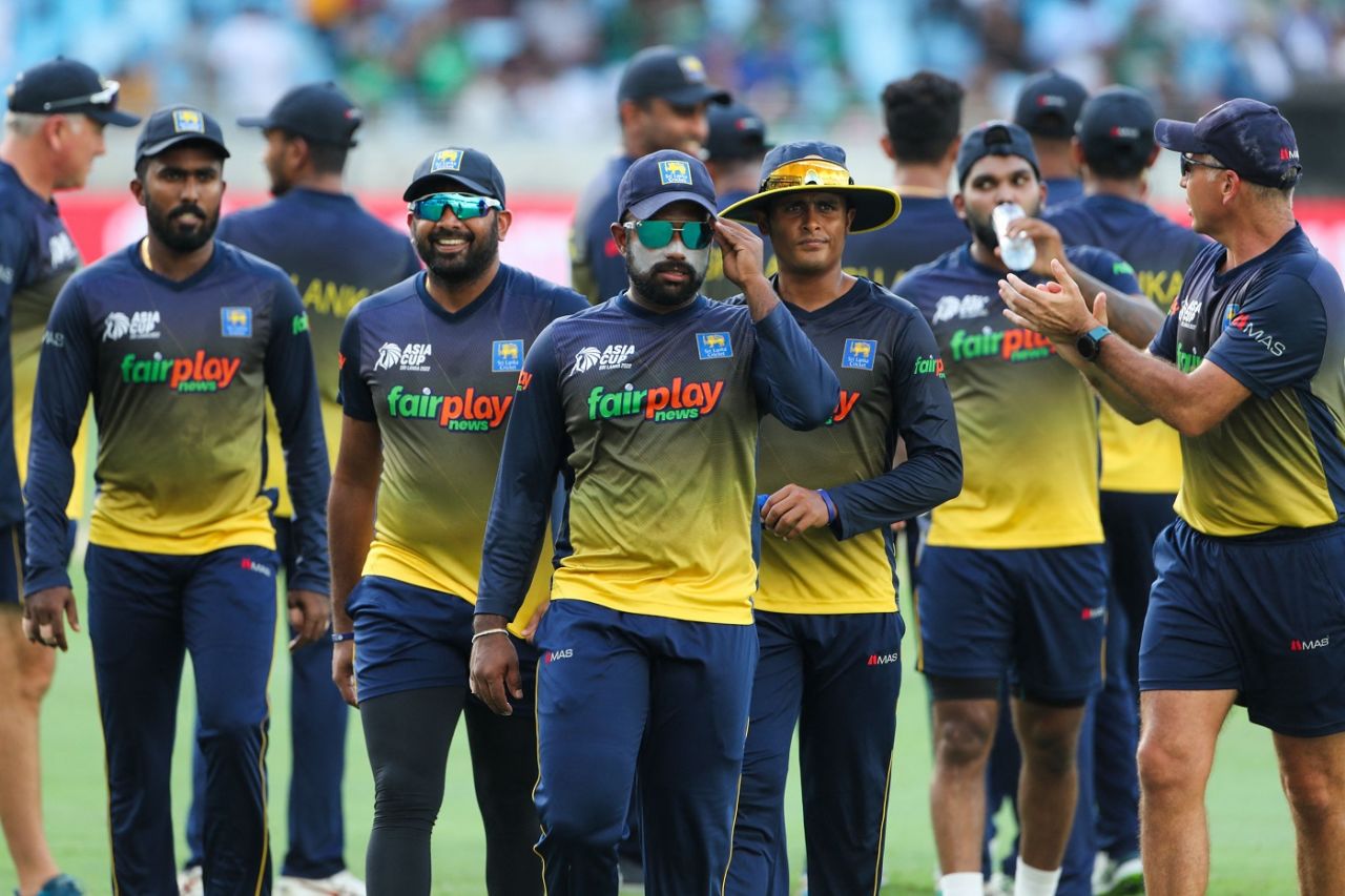 SriLanka T20 WC Squad: Charith Asalanka retains place despite poor show, Dushmantha Chameera named in squad subject to fitness, T20 World Cup 2022 LIVE