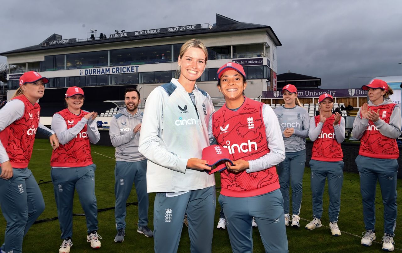 Lauren Bell receives her T20I cap from Sophia Dunkley, England vs India, 1st women's T20I, Chester-le-Street, September 10, 2022