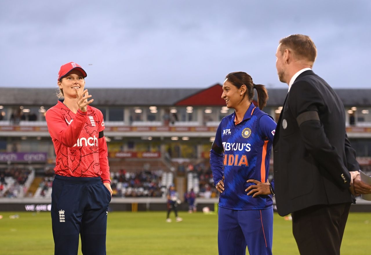 IND-W vs ENG-W LIVE Score: Harmanpreet Kaur & Co face England in MUST-WIN game at 11PM, India-Women vs England-Women LIVE, IND-W vs ENG-W LIVE Streaming