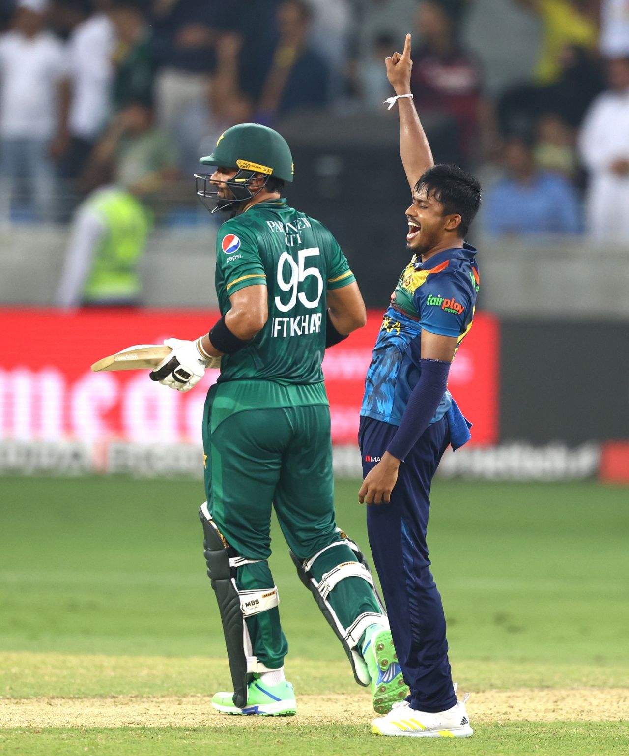 Pramod Madushan celebrates dismissing Iftikhar Ahmed, Sri Lanka vs Pakistan, Asia Cup final, Dubai, September 11, 2022