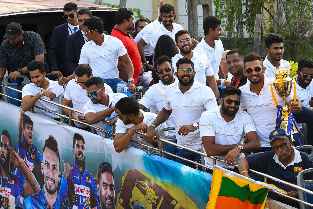 A proud Dasun Shanaka keeps a good hold on the trophy, Colombo, September 13, 2022