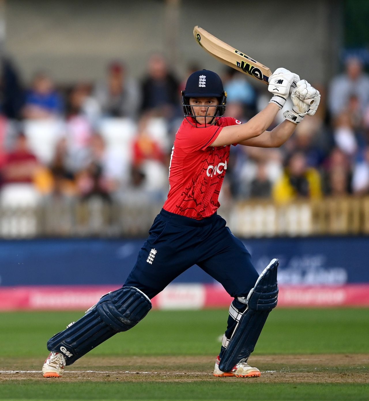 Amy Jones takes full toll of some width on offer, England vs India, 2nd women's T20I, Derby, September 13, 2022