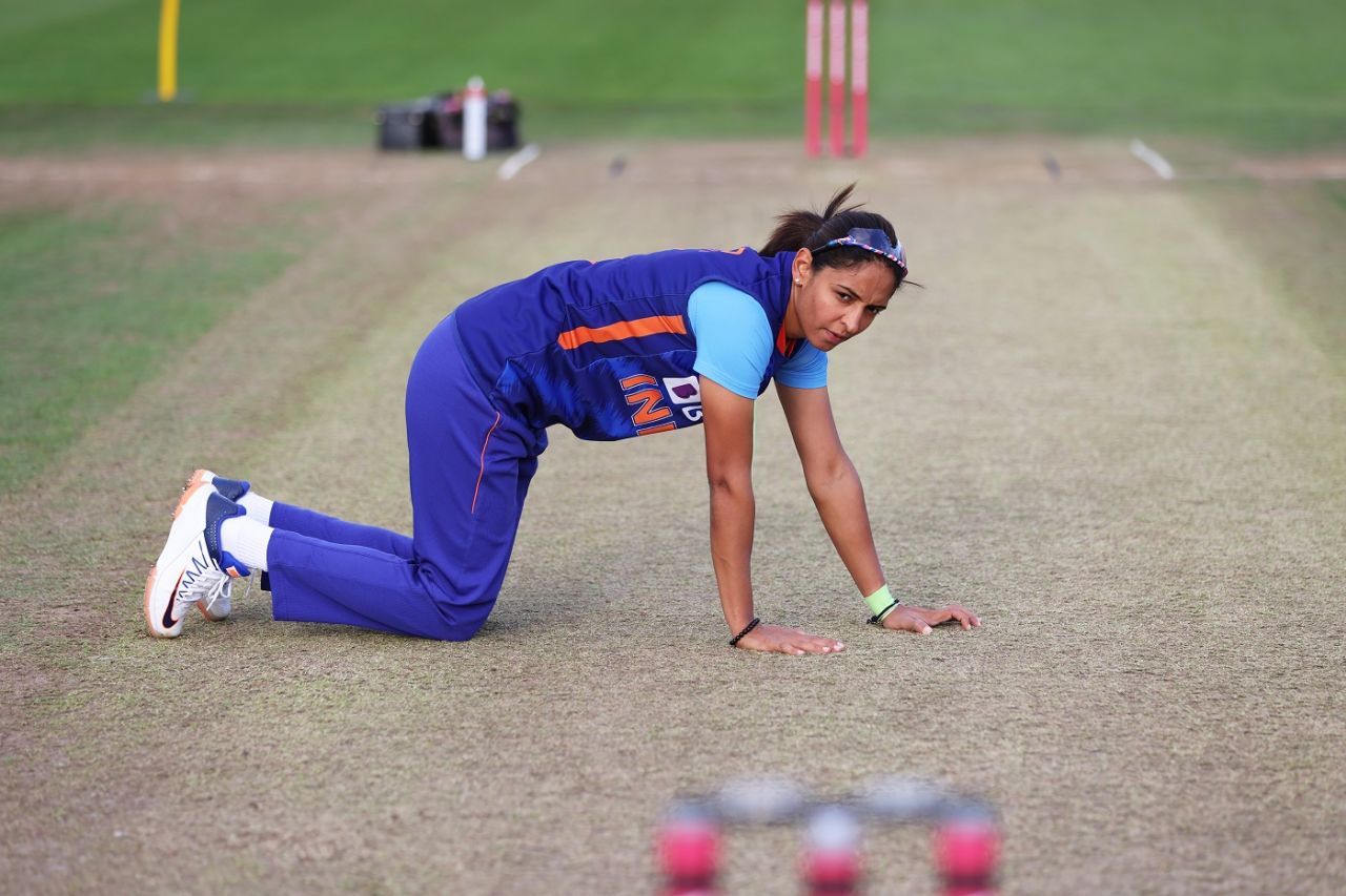 India captain Harmanpreet Kaur gets down to have a closer look at the pitch, England vs India, 3rd T20I, Bristol, September 15, 2022