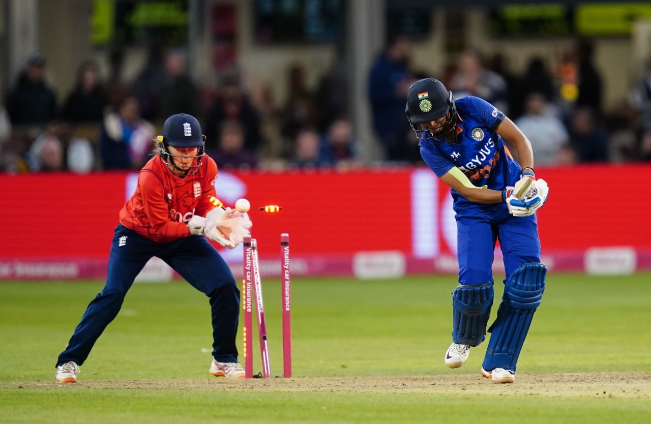 Harmanpreet Kaur played all around a Sarah Glenn delivery to be bowled, England vs India, 3rd T20I, Bristol, September 15, 2022