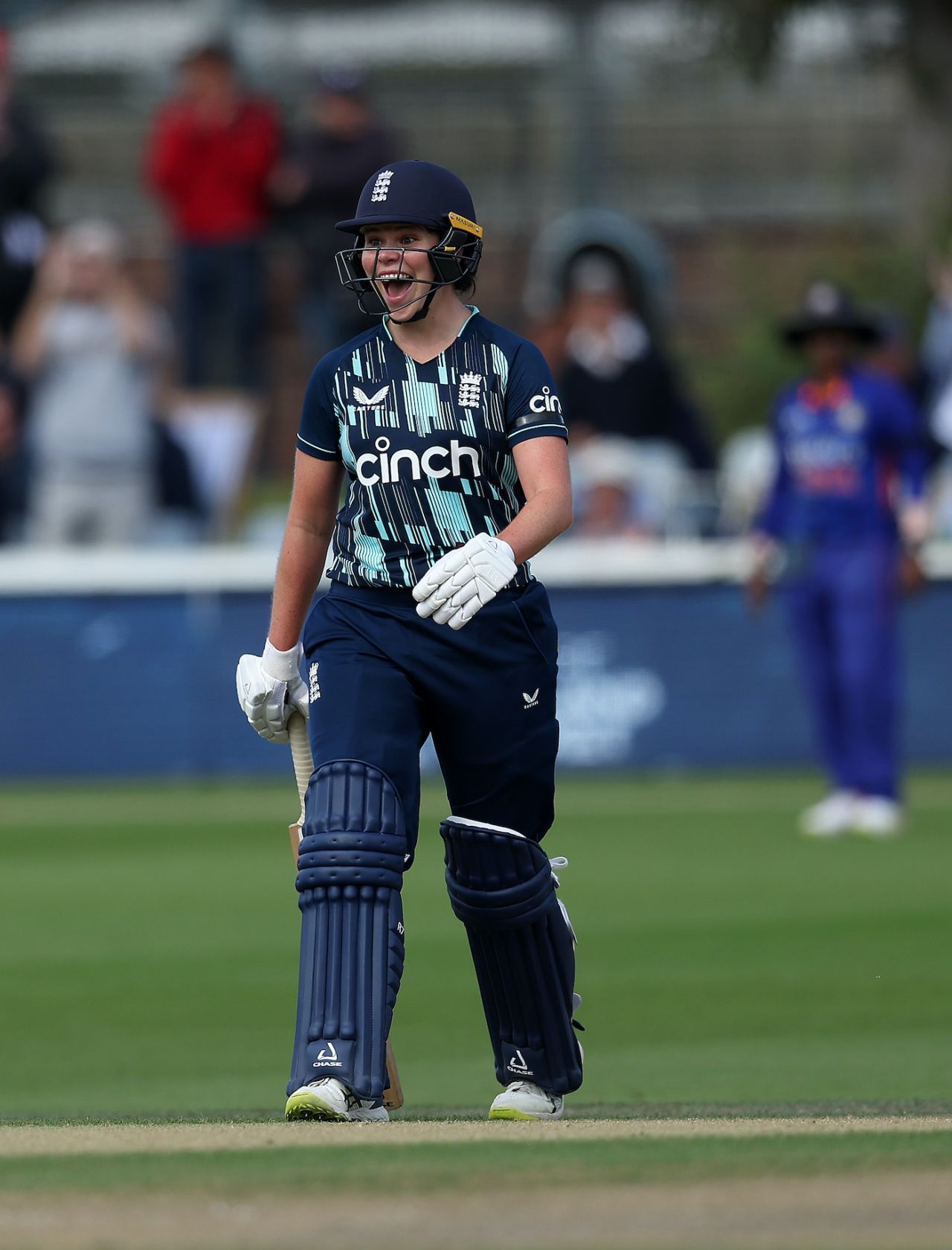Alice Davidson-Richards beams with a grin upon getting to fifty, England vs India, 1st ODI, Hove, September 18, 2022