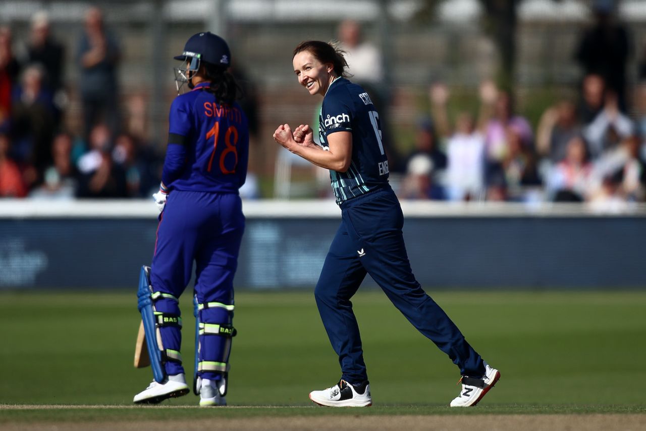 Kate Cross dismissed Shafali Verma in her first over, England vs India, 1st ODI, Hove, September 18, 2022