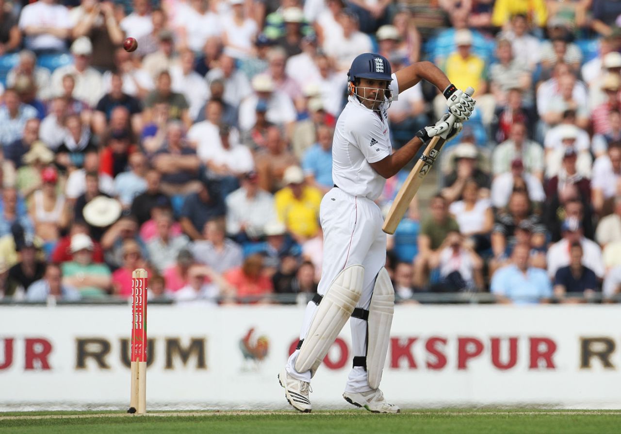 Ravi Bopara nicks one to gully, England v Australia, 4th Test, Headingley, 1st day, August 7, 2009