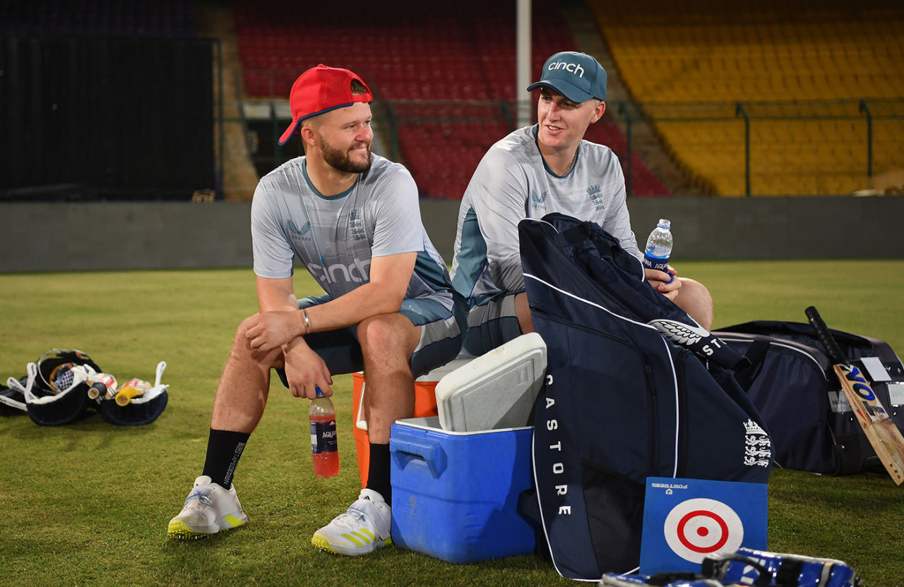 Ben Duckett and Harry Brook take a load off at training, Karachi, September 18, 2022