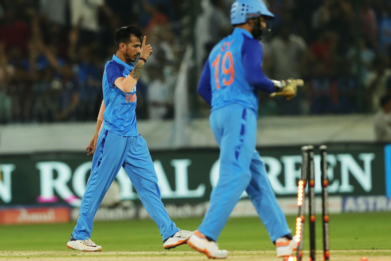 Yuzvendra Chahal celebrates after getting Steve Smith out stumped, India vs Australia, 3rd T20I, Hyderabad, September 25, 2022 
