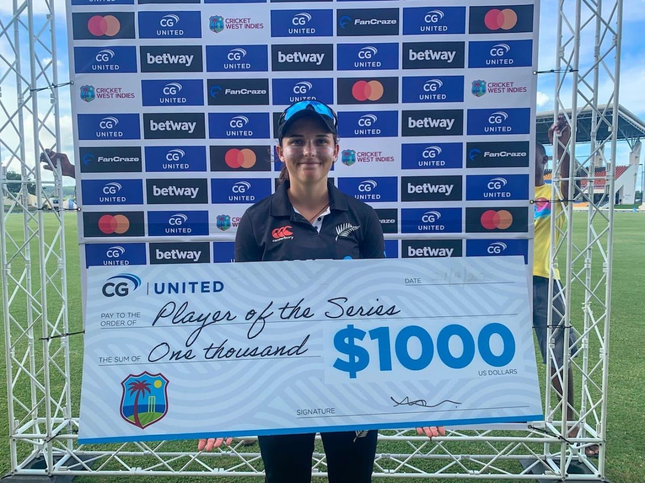 Amelia Kerr was named the Player of the Series, West Indies vs New Zealand, 3rd women's ODI, North Sound, September 25, 2022