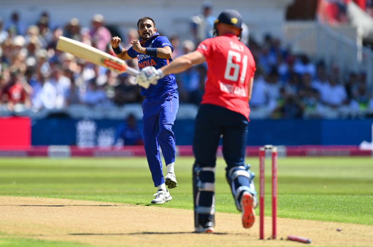 Harshal Patel celebrates the wicket of Phil Salt, England vs India, 3rd men's T20I, Nottingham, July 10, 2022

