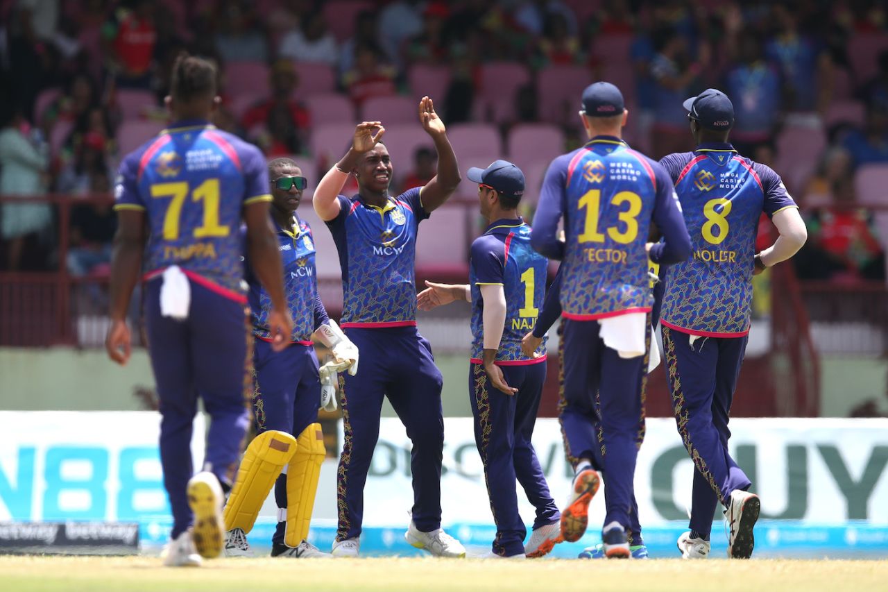 Ramon Simmonds picked up 3 for 17, Barbados Royals vs Guyana Amazon Warriors, Qualifier 1, Providence, September 27, 2022