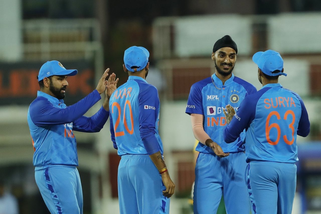Arshdeep Singh started with a three-wicket over, India vs South Africa, 1st T20I, Thiruvananthapuram, September 28, 2022