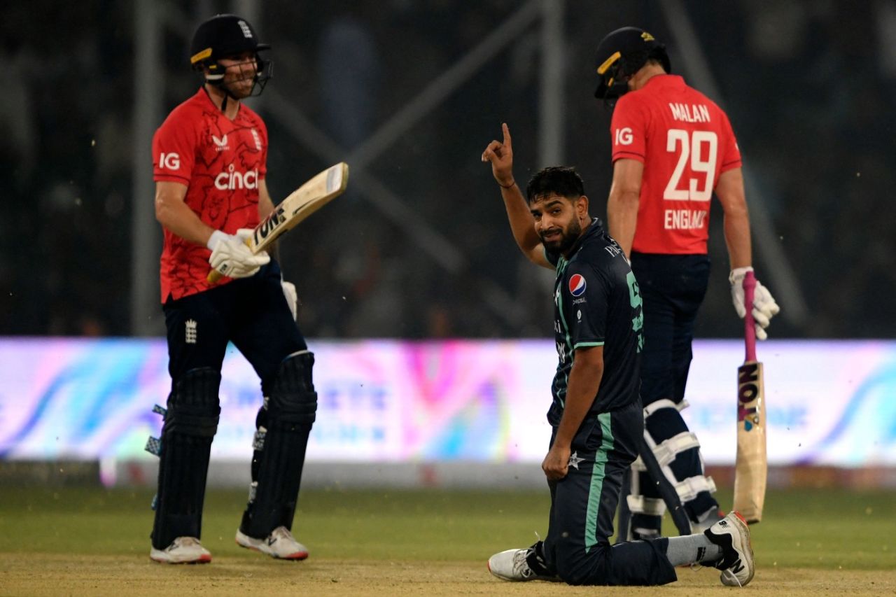 Haris Rauf claimed the first-ball wicket of Phil Salt, Pakistan vs England, 5th T20I, Lahore, September 28, 2022