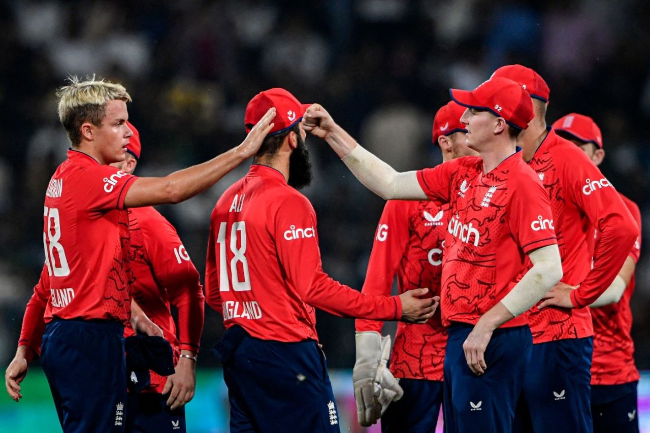 Sam Curran made England's third breakthrough, Pakistan vs England, 6th T20I, Lahore, September 30, 2022