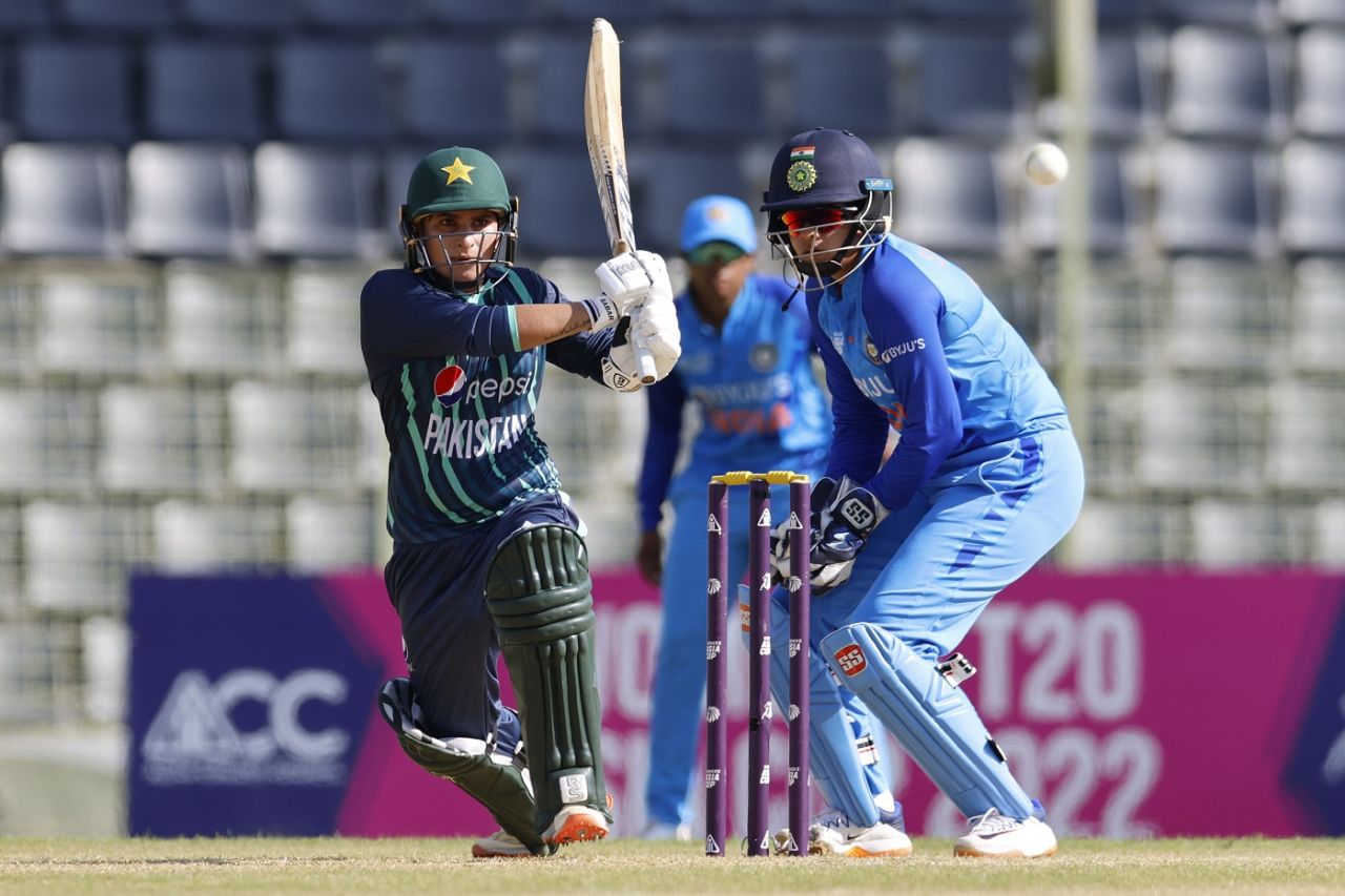 Nida Dar played a number of shots in her 37-ball 56*, India vs Pakistan, Women's T20 Asia Cup, Sylhet, October 7, 2022