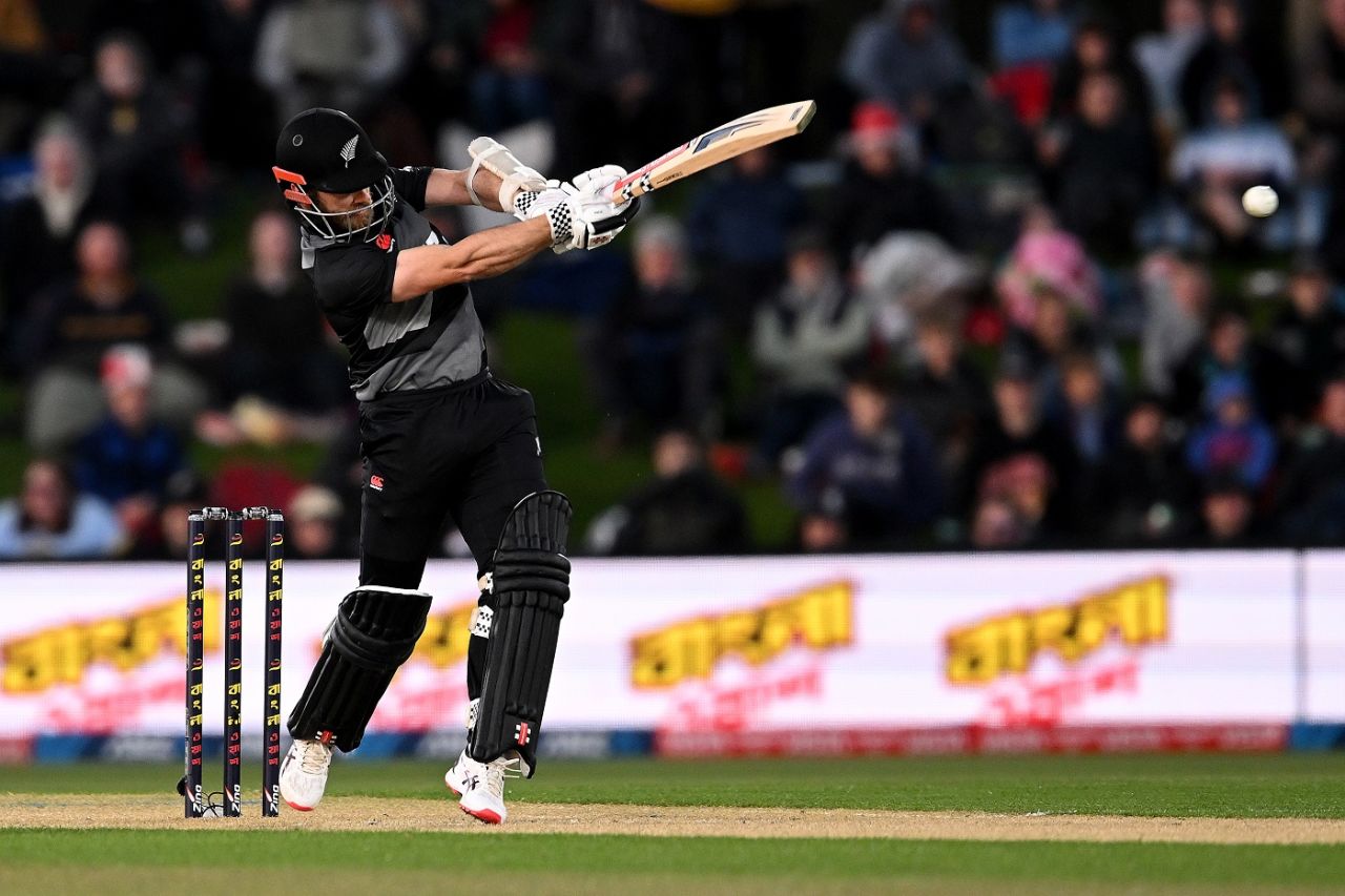 Kane Williamson swats one away, New Zealand v Pakistan, Christchurch, October 8, 2022