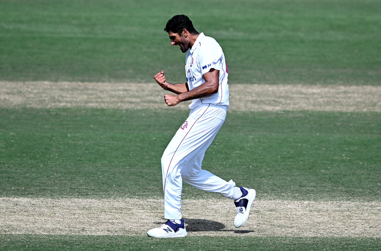 Gurinder Sandhu took five wickets in Tasmania's second innings, Queensland vs Tasmania, Sheffield Shield, Allan Border Field, October 8, 2022