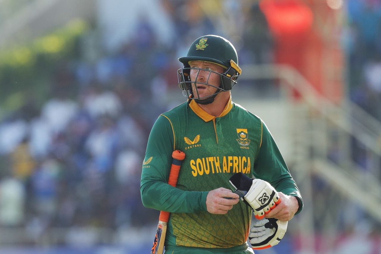 Heinrich Klaasen looks back after being dismissed, India vs South Africa, 2nd ODI, Ranchi, October 9, 2022