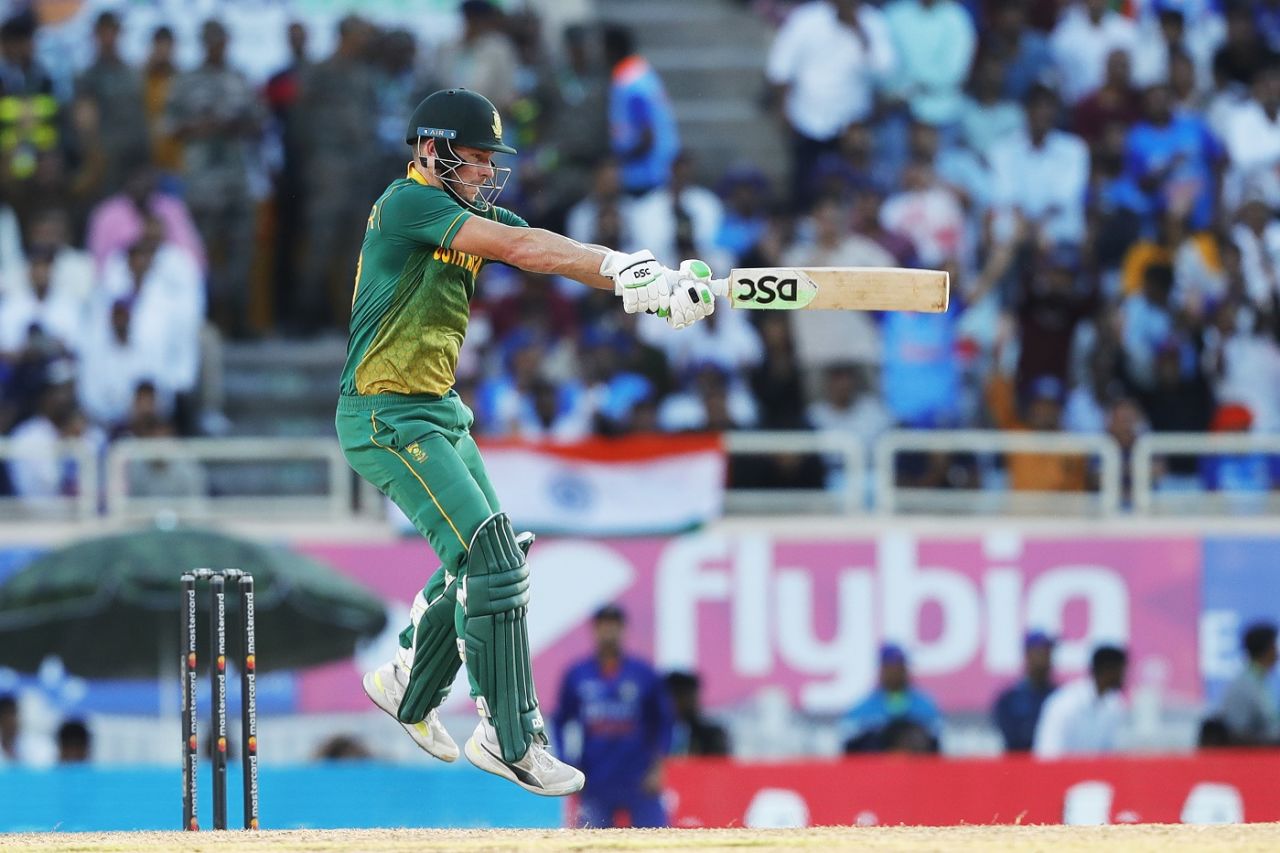 A leap and a reach: David Miller goes hard at the ball, India vs South Africa, 2nd ODI, Ranchi, October 9, 2022