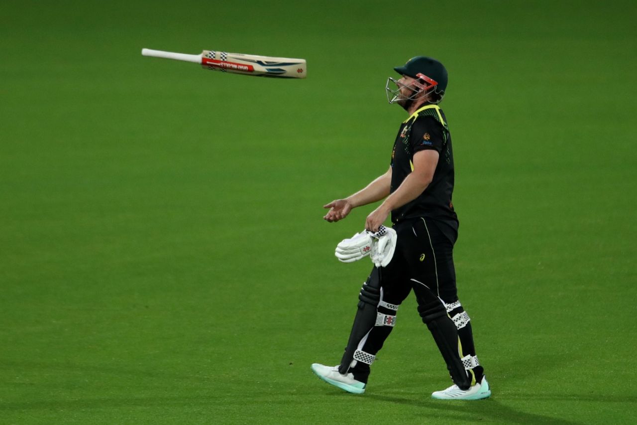 Aaron Finch tosses his bat in frustration after falling cheaply, Australia vs England, 2nd T20I, Canberra, October 12, 2022