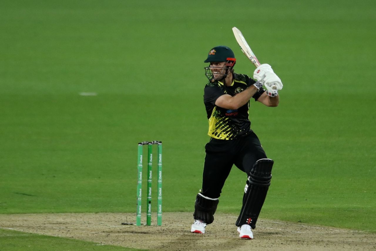 Mitch Marsh drives through point, Australia vs England, 2nd T20I, Canberra, October 12, 2022