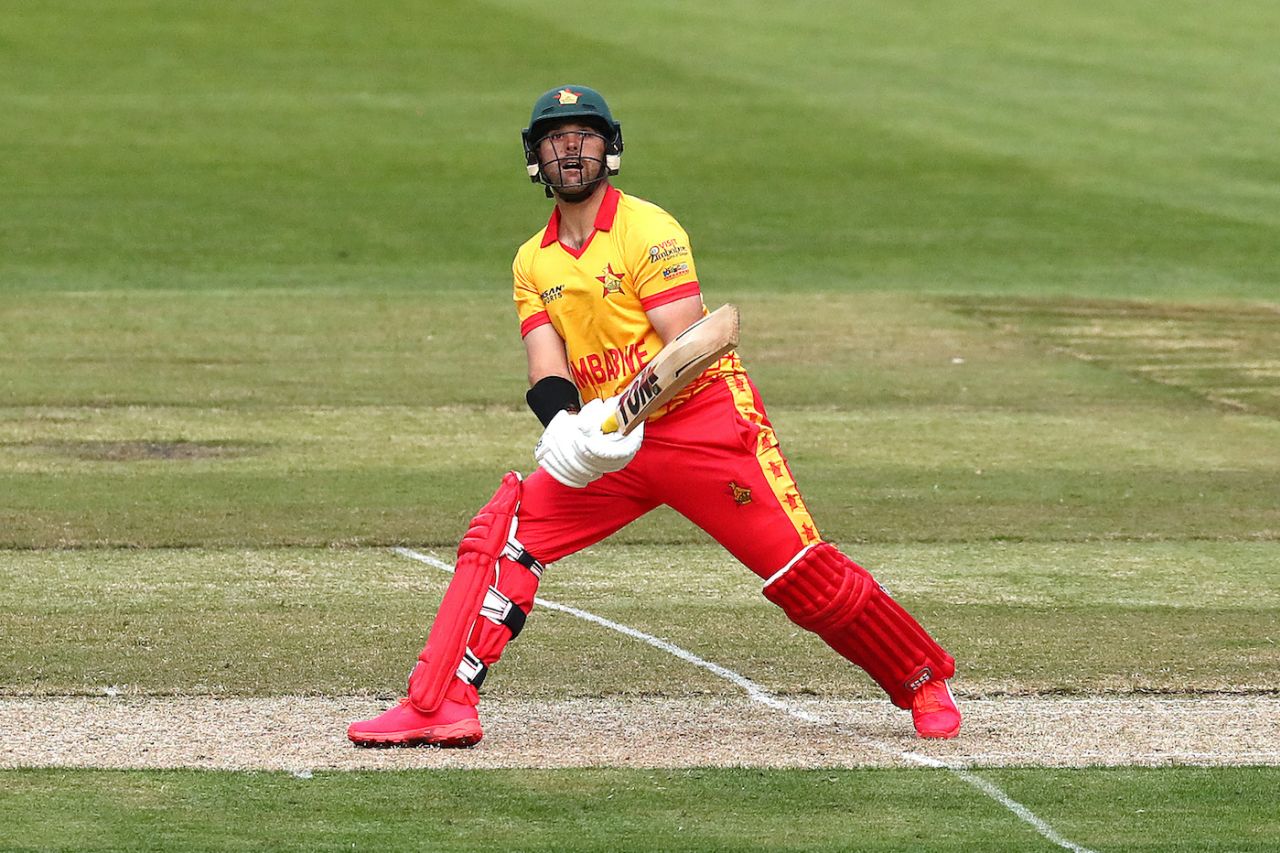Ryan Burl watches one sail away, Sri Lanka vs Zimbabwe, 2022 T20 World Cup Warm Up Match, Melbourne Cricket Ground, October 11, 2022