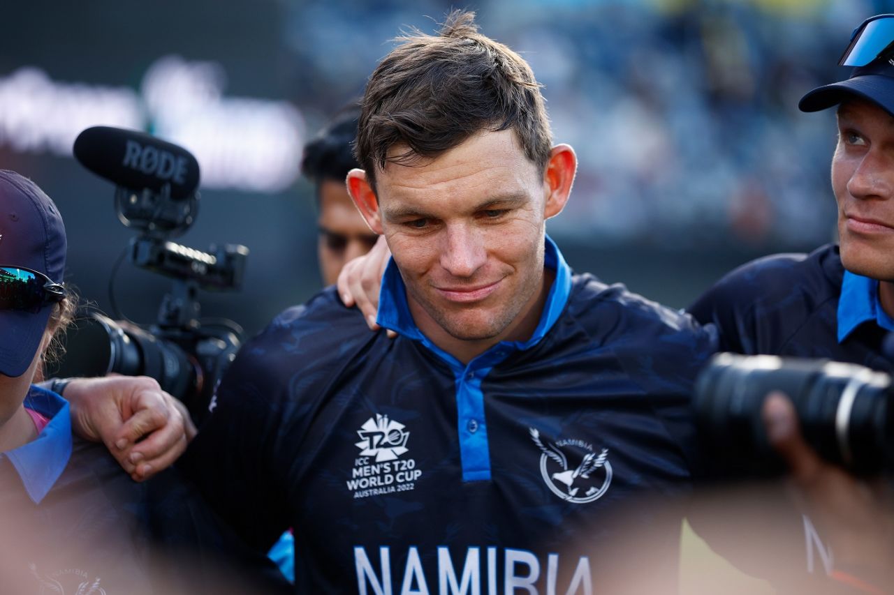 Gerhard Erasmus, the Namibia captain, speaks to his team after their win over Sri Lanka, Sri Lanka vs Namibia, Men's T20 World Cup 2022, 1st Round, Group A, Geelong, October 16, 2022