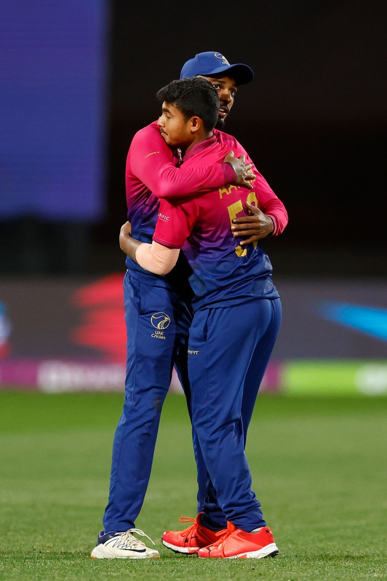 Aayan Afzal Khan, 16, gets a hug after picking up a wicket, Netherlands vs UAE, Men's T20 World Cup, 1st round, Group A, Geelong, October 6, 2022