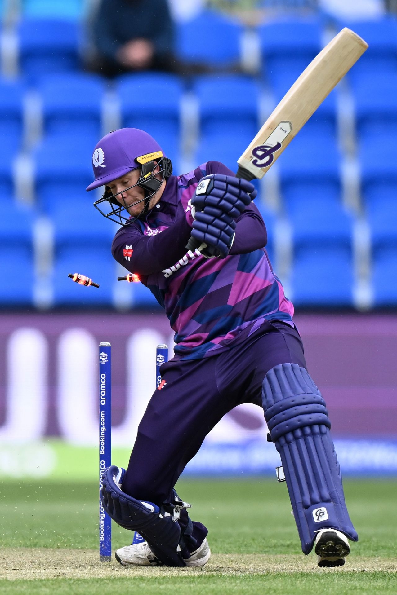 Michael Leask is bowled by an Alzarri Joseph yorker, West Indies vs Scotland, Men's T20 World Cup 2022, First round Group B, Hobart, October 17, 2022