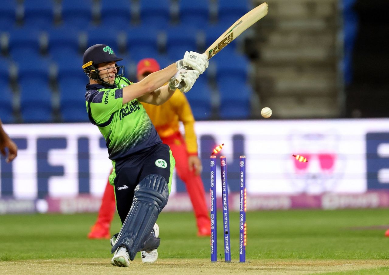 Lorcan Tucker is bowled by Richard Ngarava, Ireland vs Zimbabwe, ICC Men's T20 World Cup, Hobart, October 17, 2022
