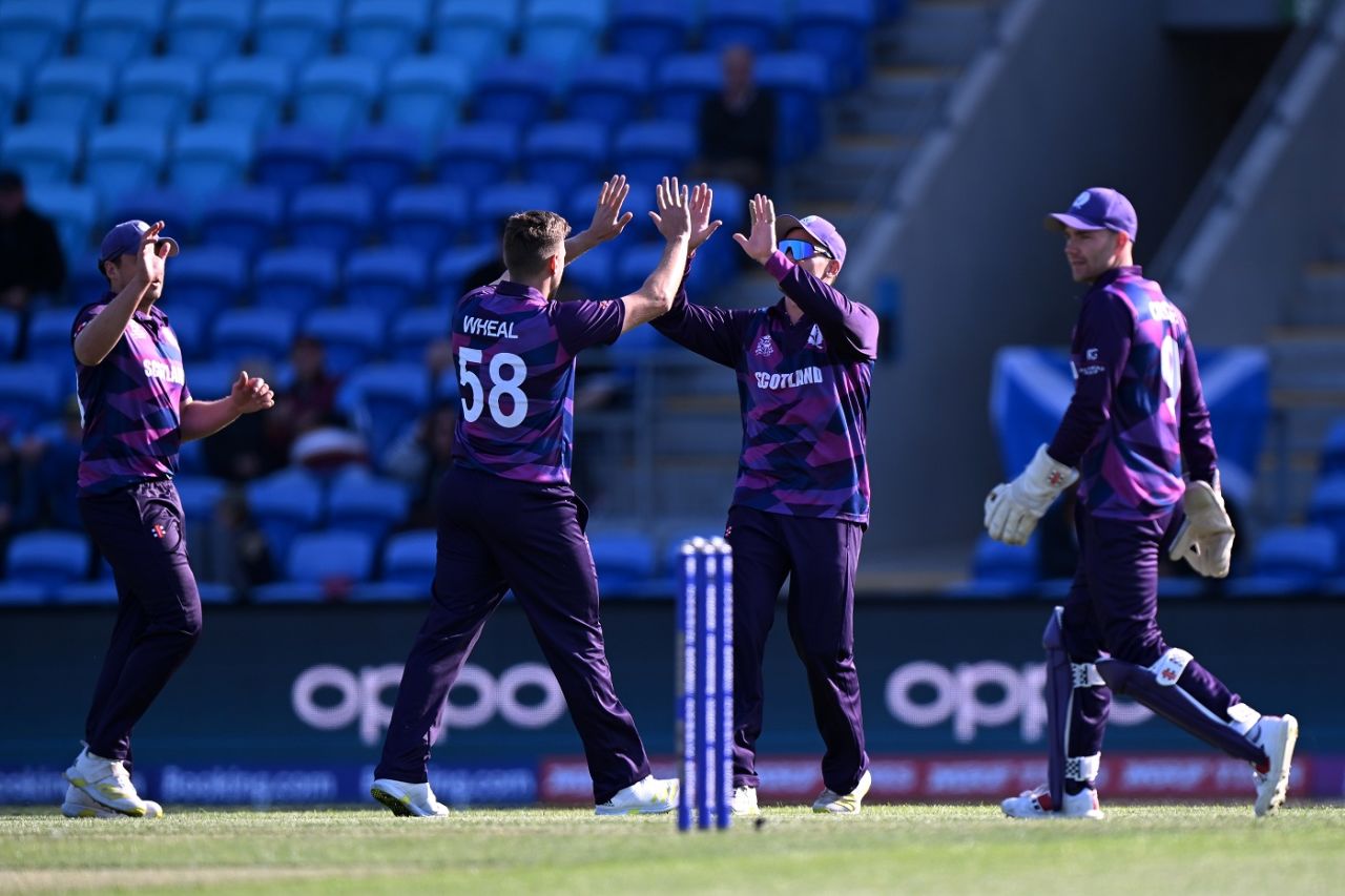 Brad Wheal celebrates the dismissal of Andy Balbirnie, Ireland vs Scotland, Group B, T20 World Cup, Hobart, October 19, 2022