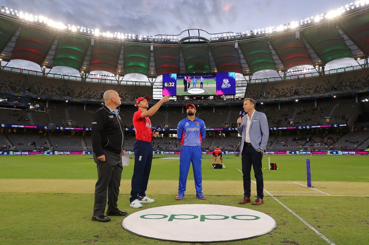 Jos Buttler and Mohammad Nabi hope the coin falls their way, Afghanistan vs England, Men's T20 World Cup 2022, Super 12s, Group 1, Perth, October 22, 2022