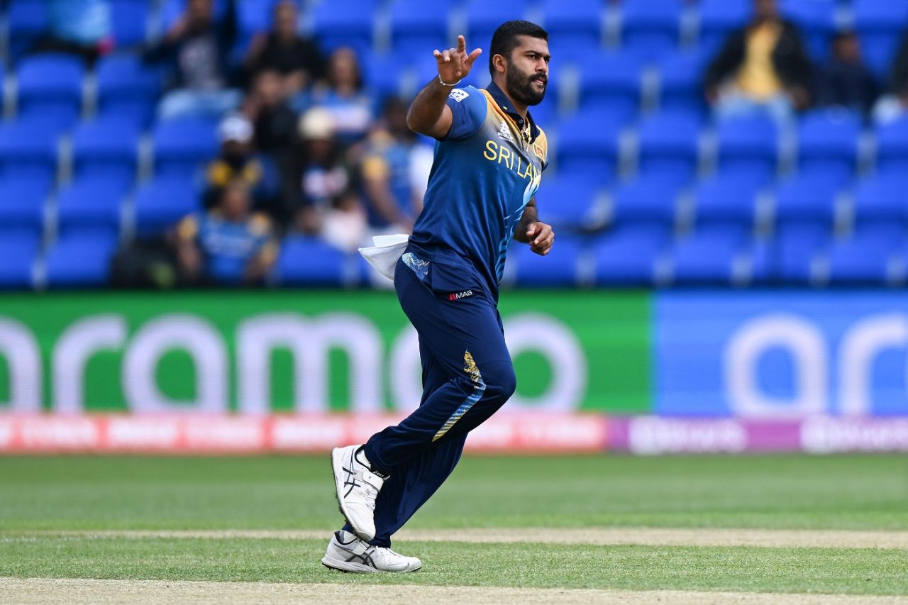 Lahiru Kumara rattled Andy Balbirnie's stumps, Ireland v Sri Lanka, T20 World Cup 2022, Hobart, October 23, 2022