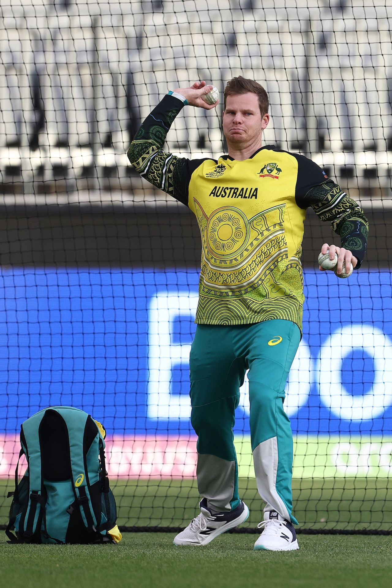 Steven Smith takes part in a fielding drill before the game, Australia vs Sri Lanka, T20 World Cup, Perth, October 25, 2022