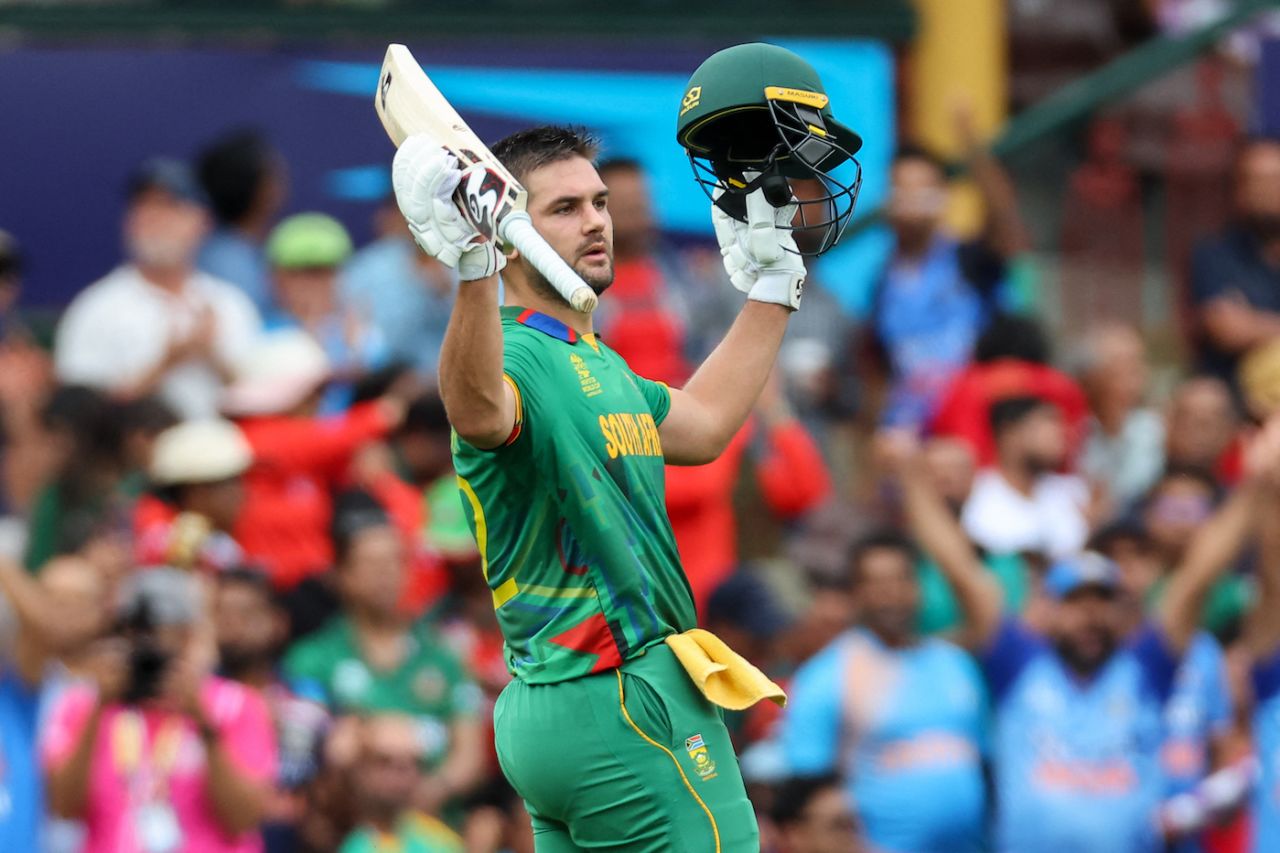 Rilee Rossouw fell after scoring a 56-ball 109, Bangladesh vs South Africa, T20 World Cup, Sydney, October 27, 2022