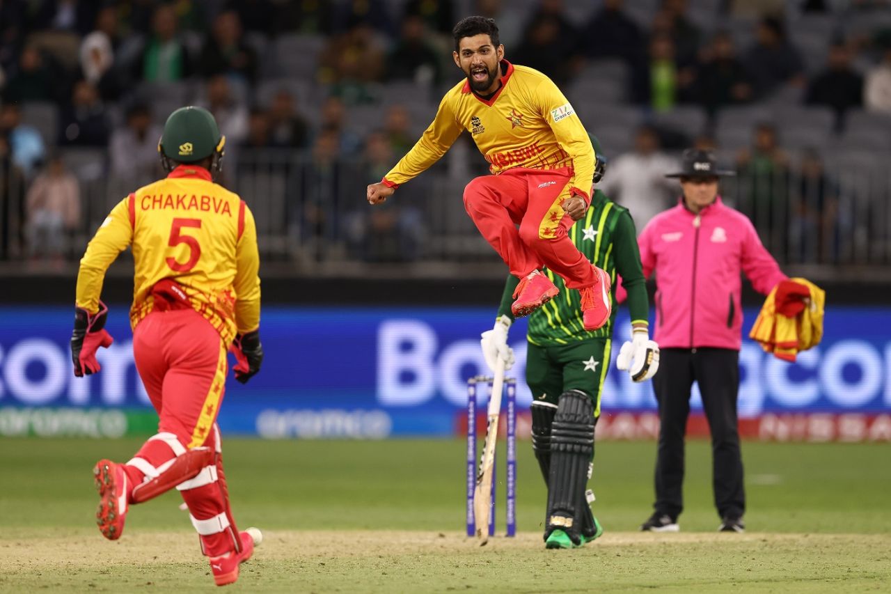 Pakistan vs Zimbabwe Highlights: Sikandar Raza stars, Zimbabwe pull off BIGGEST UPSET, beat Pakistan by 1-run: Watch T20 World Cup Highlights