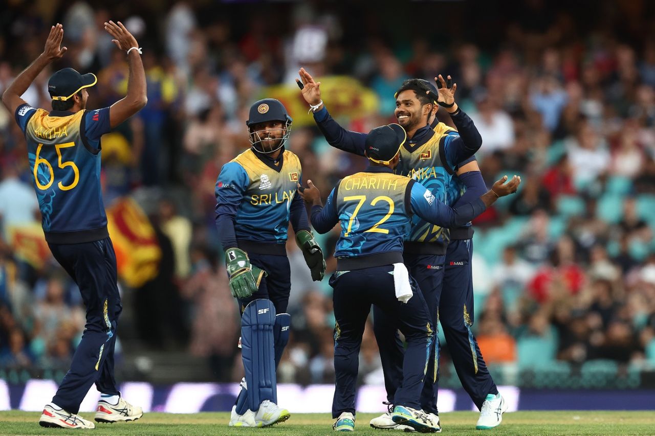 Dhananjaya de Silva is delighted after knocking Devon Conway over, New Zealand vs Sri Lanka, Men's T20 World Cup, Group 1, Sydney, October 29, 2022