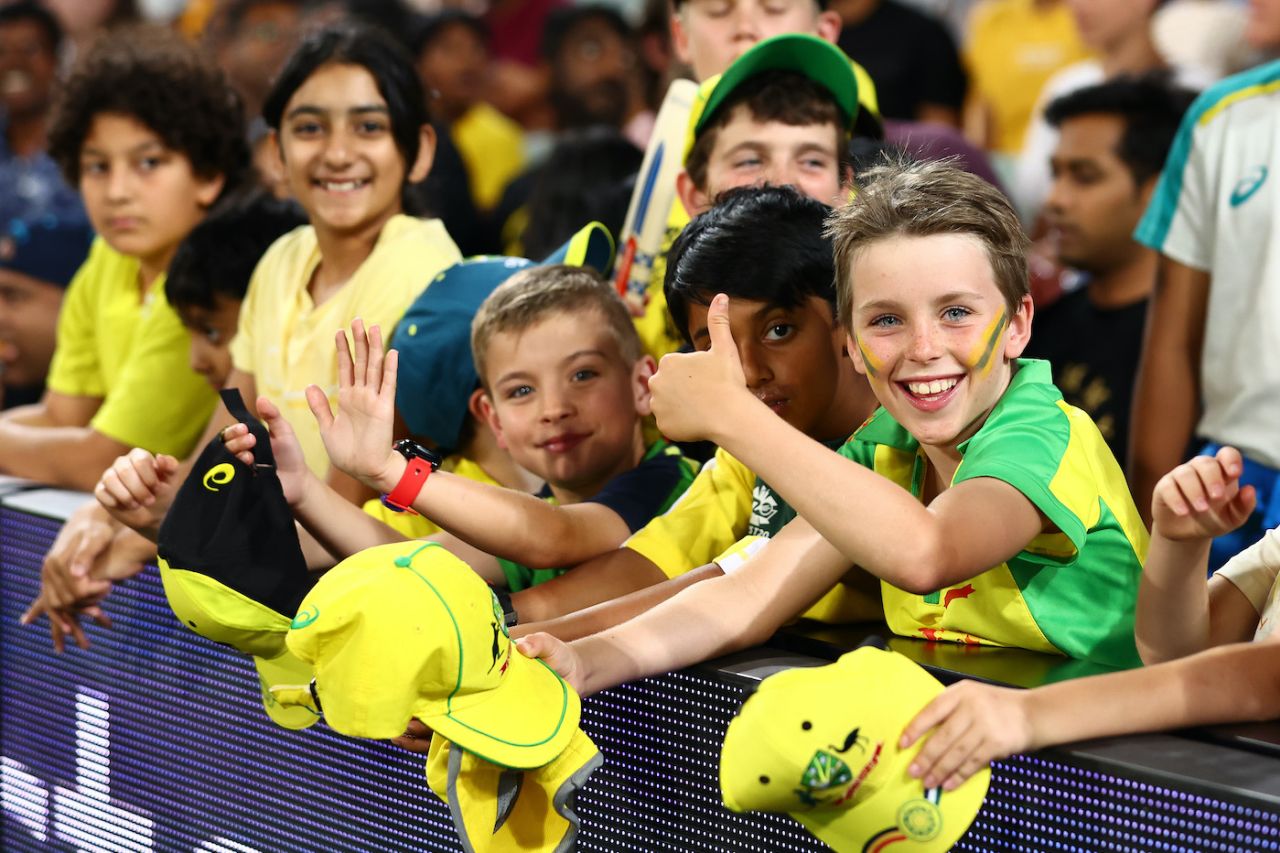 Kids have a day out at the Gabba, Australia vs Ireland, ICC Men's T20 World Cup 2022, Brisbane, October 31, 2022
