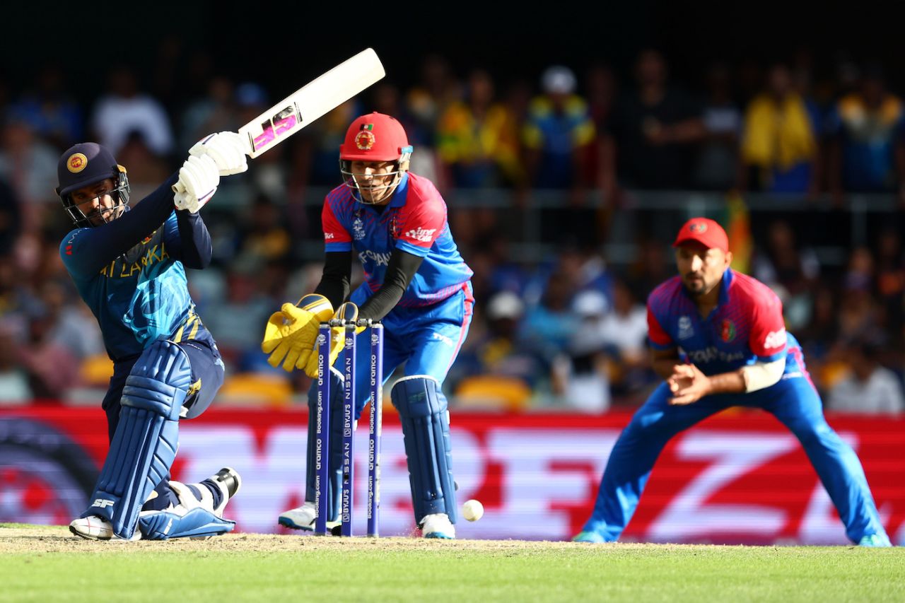 Dhananjaya de Silva kept Sri Lanka in front in the middle overs, Afghanistan vs Sri Lanka, T20 World Cup, Brisbane, November 1, 2022