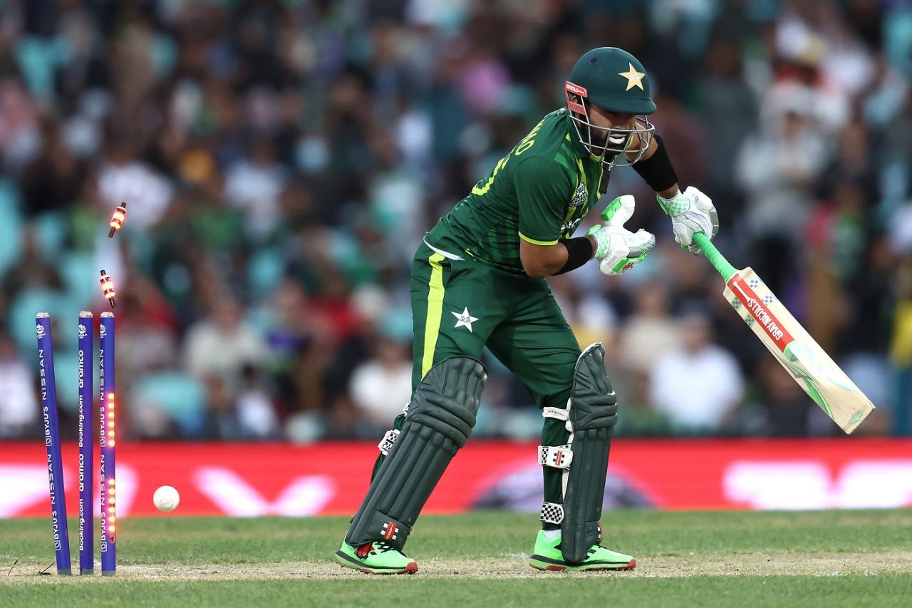Mohammad Rizwan was castled for 4 in the first over, Pakistan vs South Africa, ICC Men's T20 World Cup 2022, Sydney, November 3, 2022